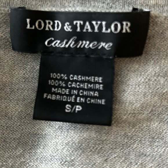Lord & Taylor V-Neck Light Grey Cashmere Cardigan Sz S - Picture 4 of 8